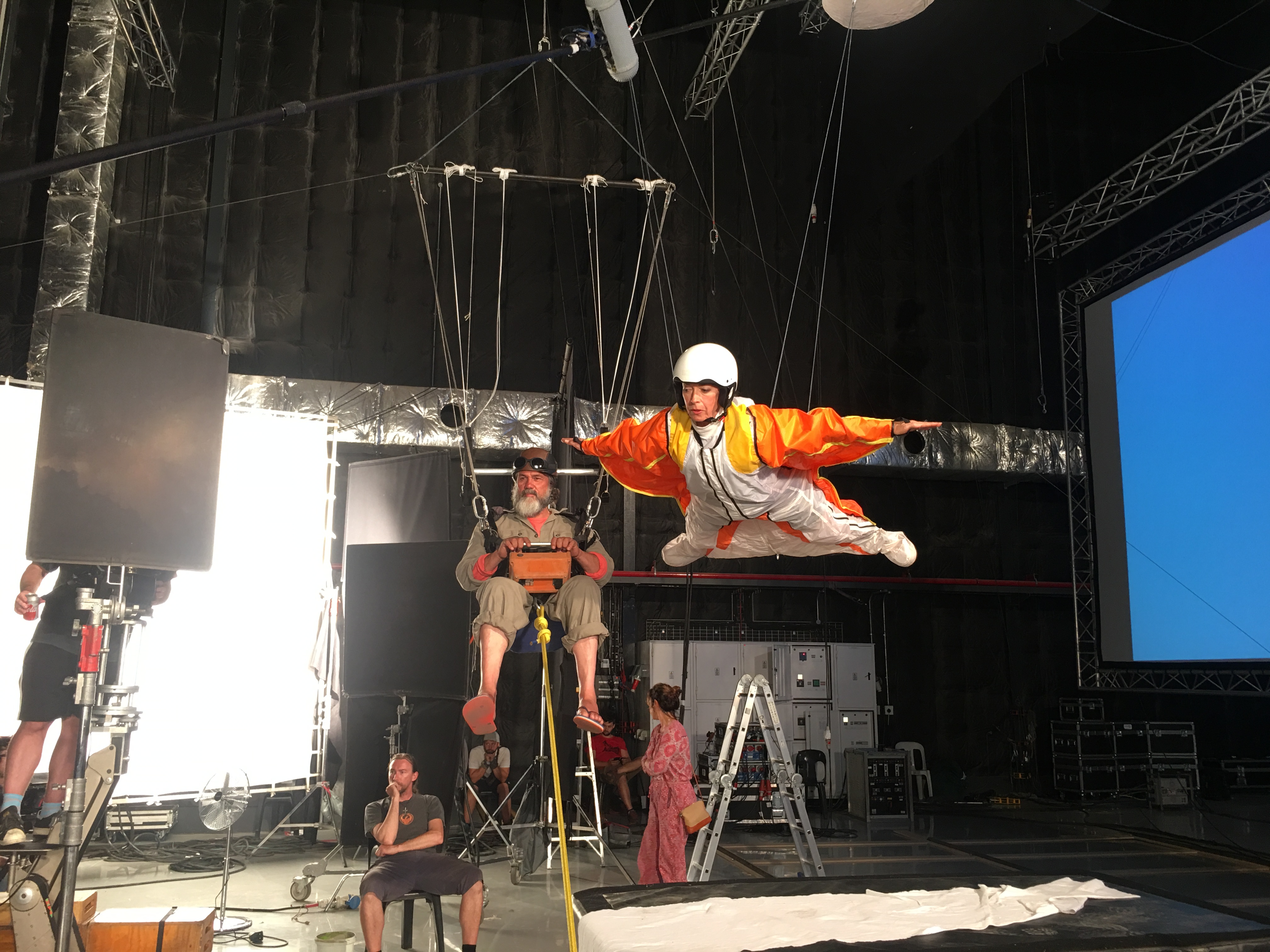 Wire stunt — blue screen